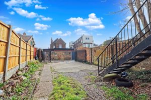 Parking Area- click for photo gallery